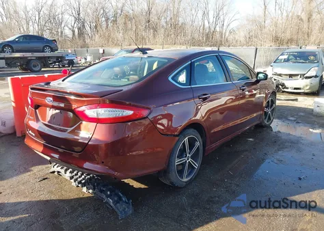 2016 Ford Fusion Titanium z USA, uszkodzony, nr VIN 3FA6P0K90GR244717